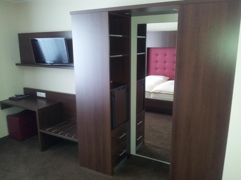 Hotel Villa Am Rhein Andernach Habitación foto